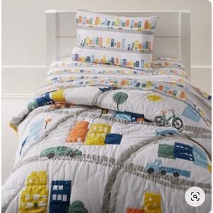 NWOT Crate & Barrel CityScape Building Cotton Twin FLAT SHEET ONLY